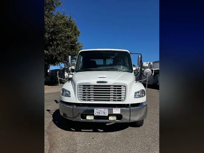 2019 FREIGHTLINER M2 106