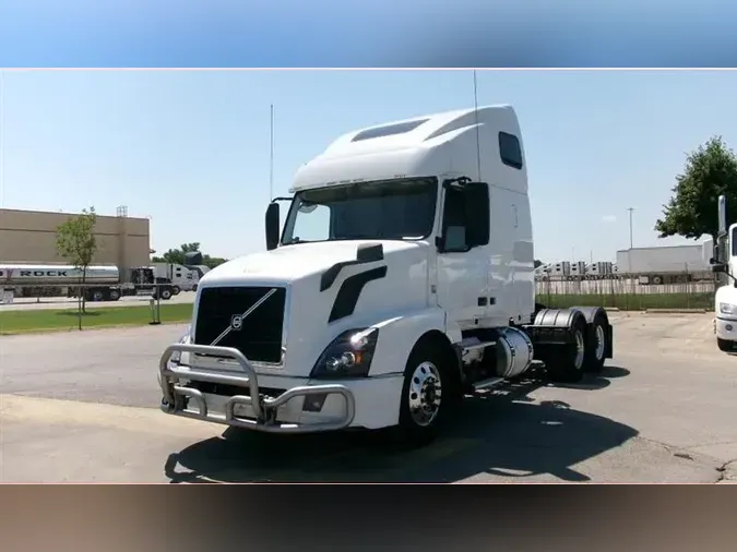 2018 VOLVO VNL6709bd727b3ab193f7ad88c5207ac1f3bcd