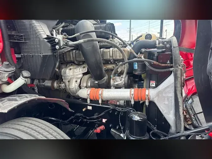 2021 FREIGHTLINER CA126