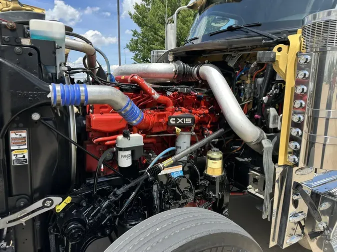 2025 Peterbilt 5899bdfb8a4e74ba9221fd3b273c4e24598
