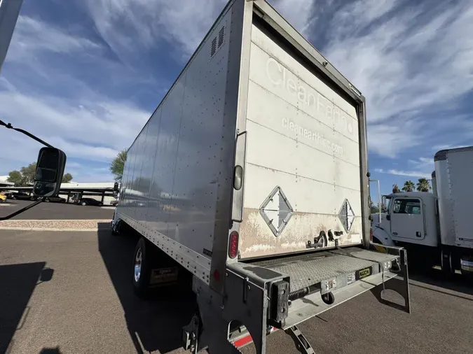 2020 Peterbilt 337