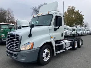 2015 FREIGHTLINER/MERCEDES CASCADIA 125