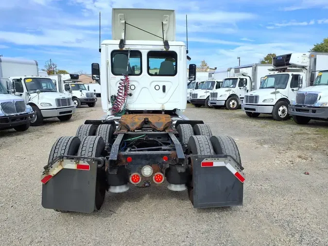 2019 FREIGHTLINER/MERCEDES CASCADIA 125