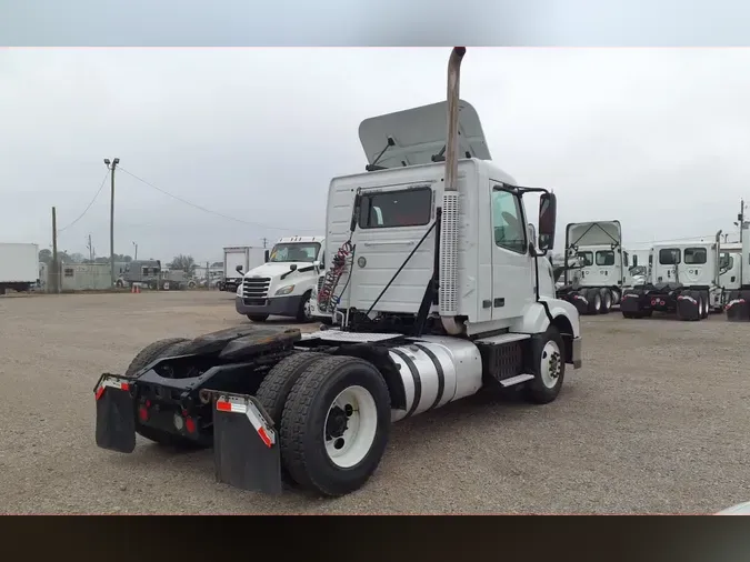 2016 VOLVO VNL42TRACTOR