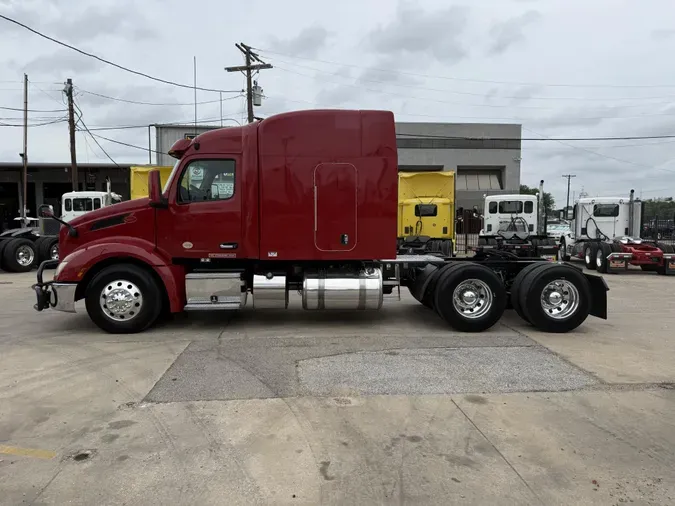 2022 Peterbilt 579