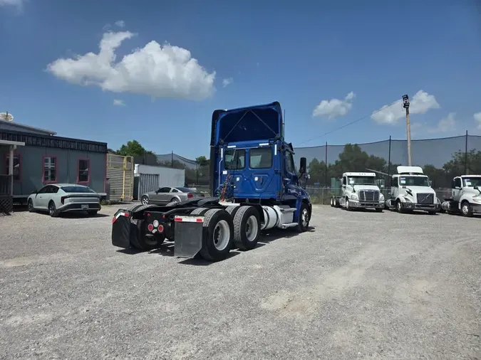 2020 FREIGHTLINER/MERCEDES CASCADIA 1259bf64f6483e8ec0e588082a2f7538194