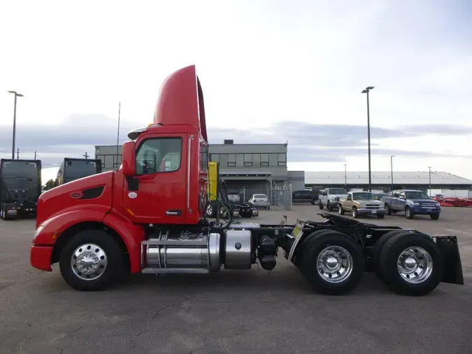 2020 Peterbilt 579