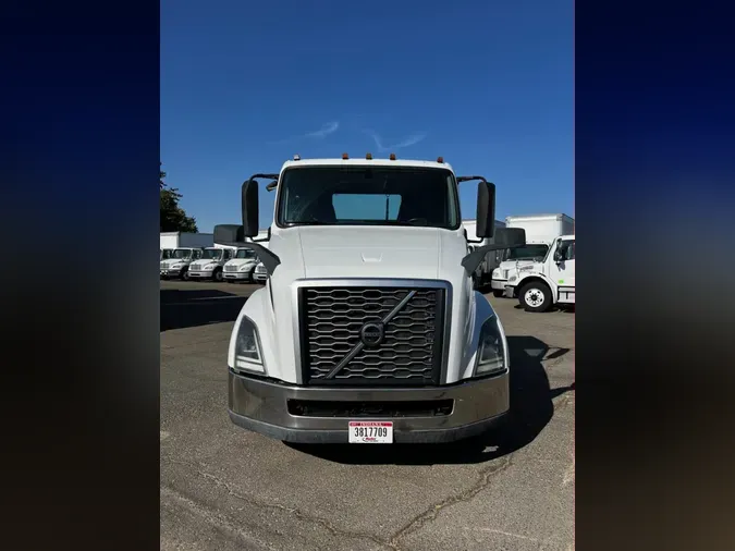 2019 VOLVO VNL64T-3009bfebb95adbc7d6a3896811ad1f73f56