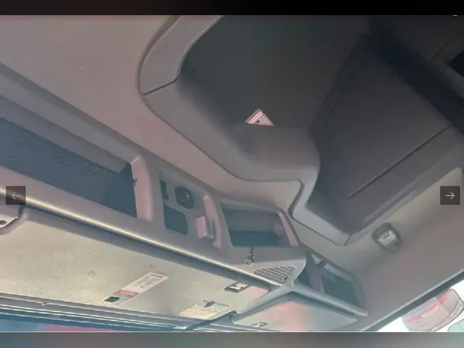 2022 VOLVO VNL64T760