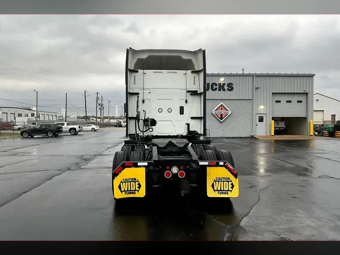 2022 INT LT625 6x49c027db6feaa3193935118694988dd39