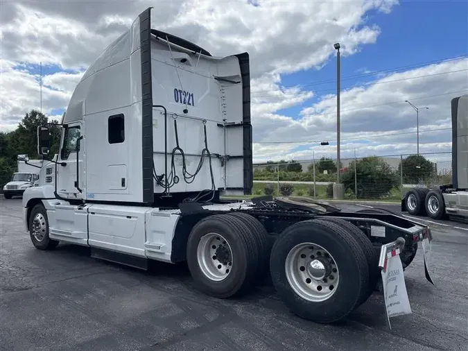 2023 MACK AN64T