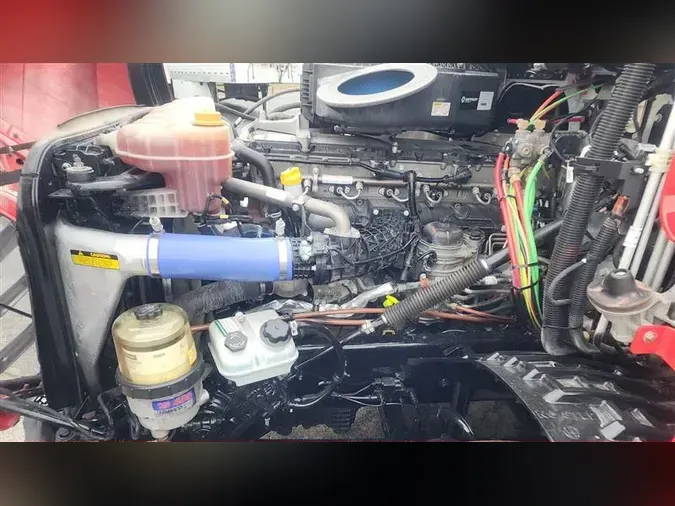 2022 FREIGHTLINER CA126