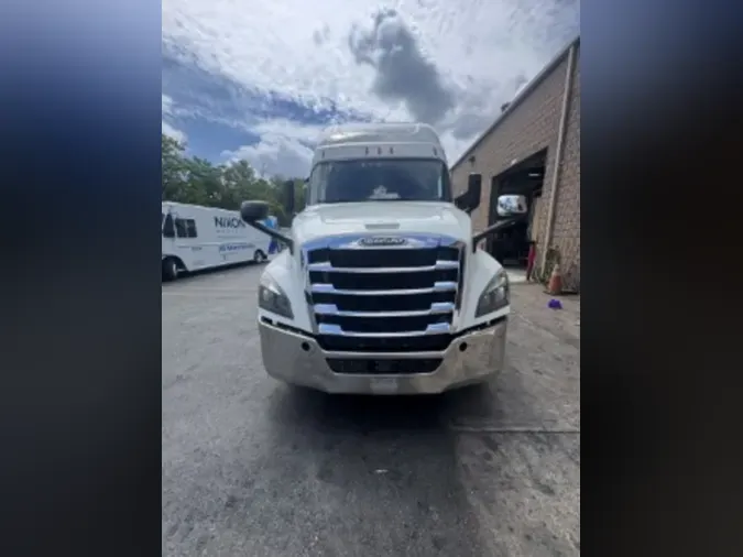 2019 FREIGHTLINER NEW CASCADIA PX12664