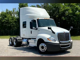 2021 INT LT625 6x4