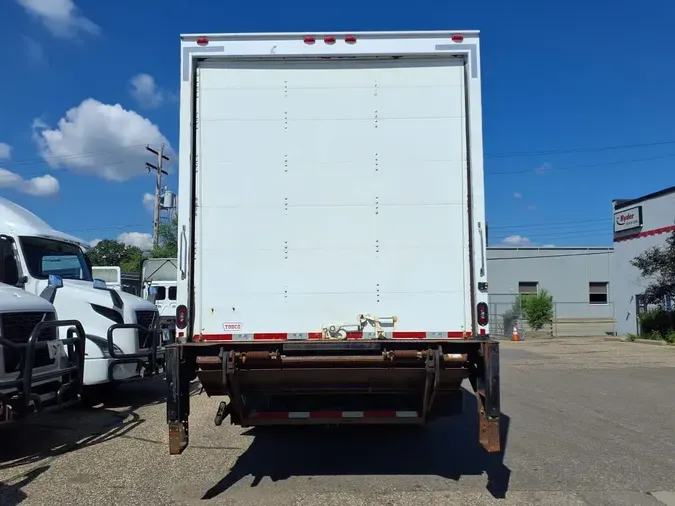 2019 FREIGHTLINER M2 106