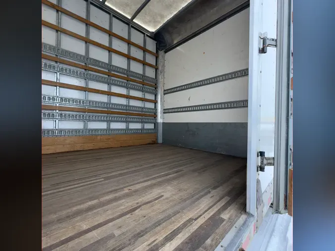 2019 NAVISTAR INTERNATIONAL 4300