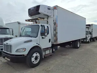 2016 FREIGHTLINER/MERCEDES M2 106