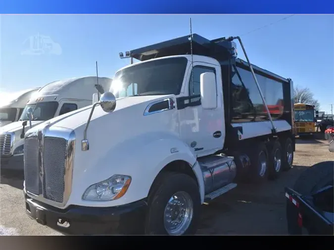 2014 KENWORTH T6809c0b4374c22abae313cf77f25cda018f