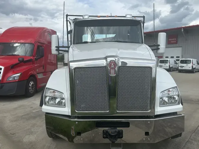 2022 Kenworth T880