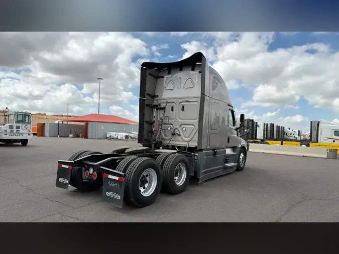 2025 Freightliner Cascadia 1269c1475c487913aed2de46bd445deeea1