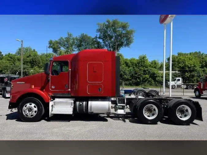 2018 Kenworth T800