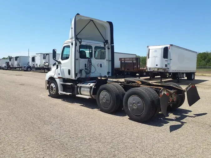 2020 FREIGHTLINER/MERCEDES NEW CASCADIA PX126649c15c310f320256b0f45414cef1eb757