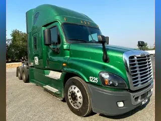 2016 FREIGHTLINER Cascadia