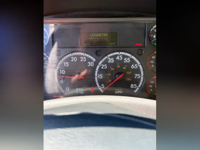 2021 FREIGHTLINER/MERCEDES M2 1069c1ccd0a39a9d1708af6618620cde08a