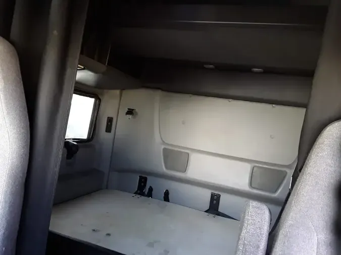 2020 NAVISTAR INTERNATIONAL LT625 SLPR CAB