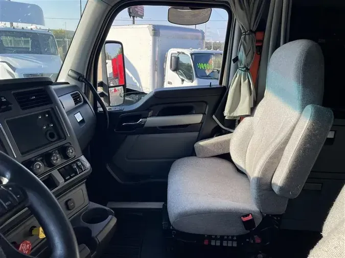 2022 KENWORTH T680