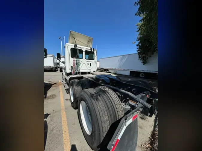 2018 FREIGHTLINER CASCADIA 125