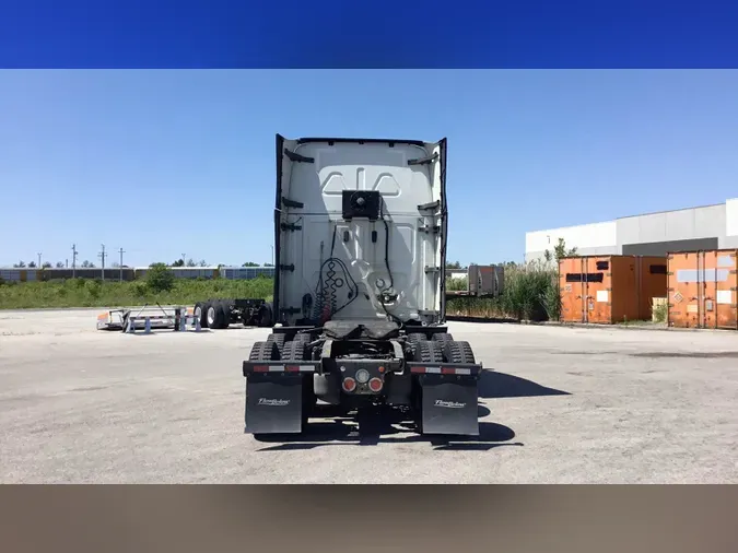 2020 Freightliner Cascadia