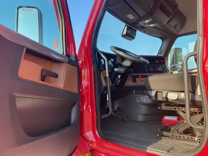 2021 Freightliner Cascadia