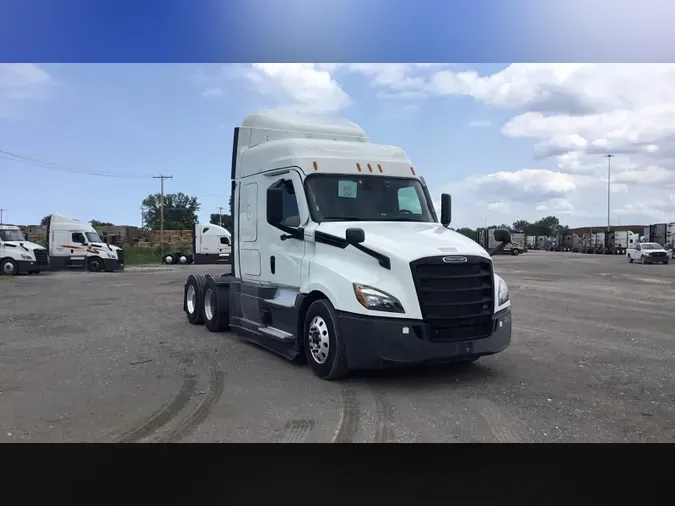 2021 Freightliner Cascadia 1269c332e9b3e840aa7ee636adc0feb8255