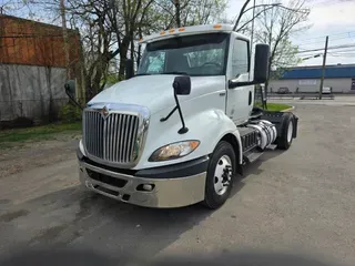2019 NAVISTAR INTERNATIONAL RH613 DAYCAB S/A