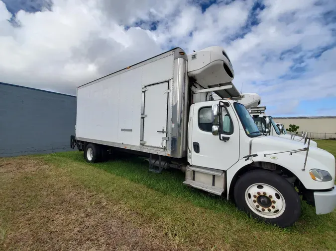 2015 FREIGHTLINER/MERCEDES M2 106