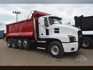 2019 MACK ANTHEM 42T