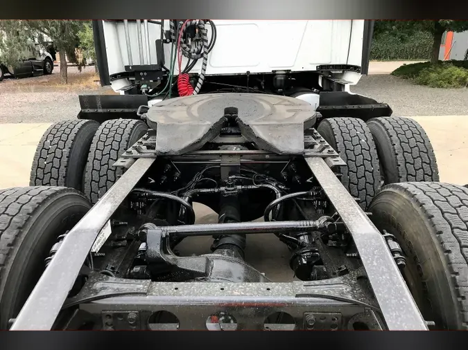 2022 INT LT625 6x4
