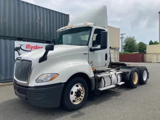 2019 NAVISTAR INTERNATIONAL LT625 DAYCAB T/A9c3fe099afe56f1408ba1e1d3959bebd