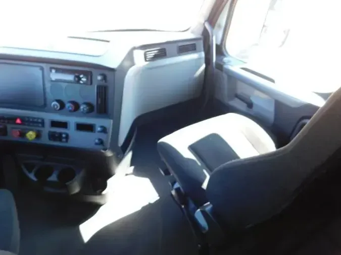 2020 Freightliner New Cascadia 126