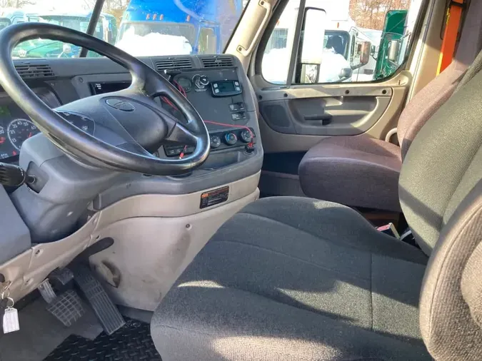 2019 FREIGHTLINER/MERCEDES CASCADIA 1259c455ab12c6c4f1d4106db6b9a36e492