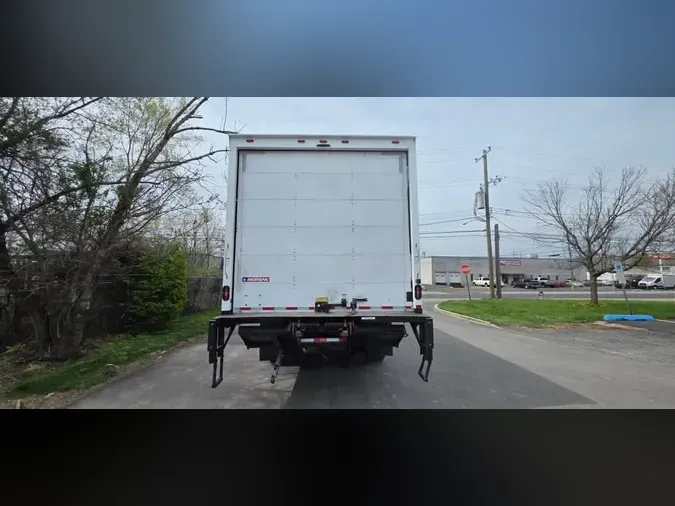 2019 FREIGHTLINER/MERCEDES M2 106