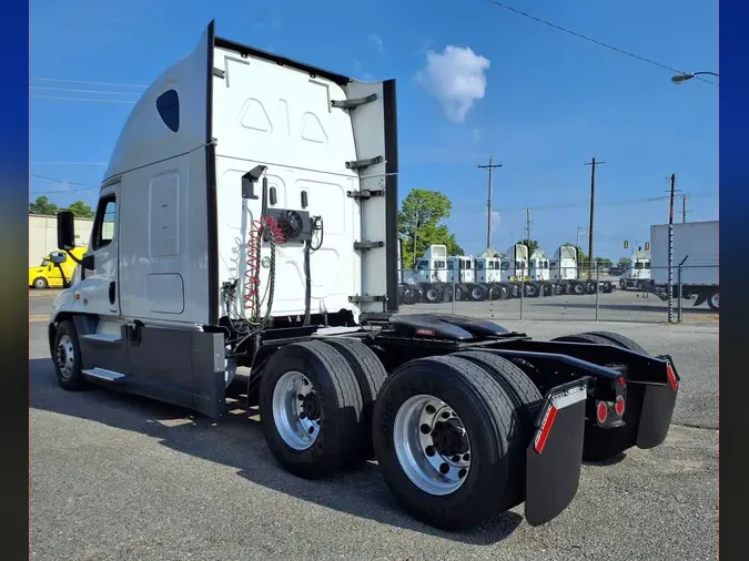 2019 FREIGHTLINER CASCADIA 125