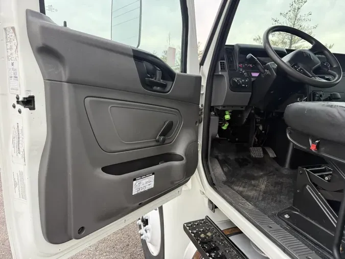 2022 International MV6079c4baaa4a0fbfa80495df1c6affe9581