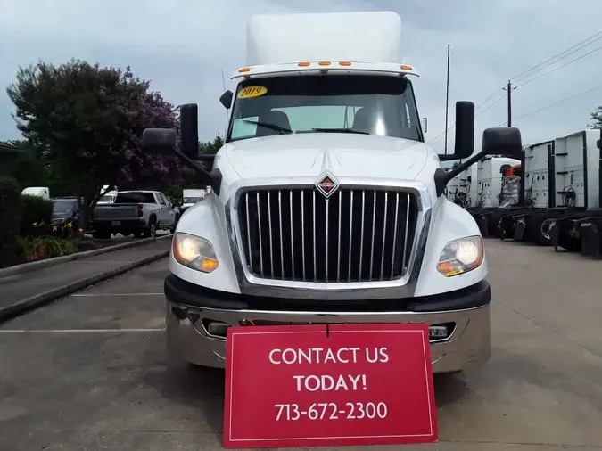 2019 NAVISTAR INTERNATIONAL LT625 DAYCAB T/A