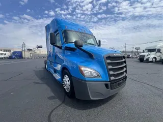 2021 FREIGHTLINER CA126