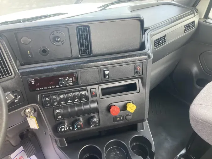 2020 International LT625