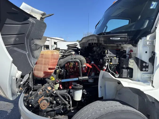 2022 International MV6079c54e25c85039d1ec778f36b9f519567