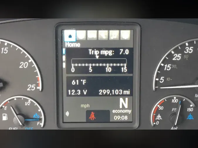 2023 Freightliner Cascadia 126