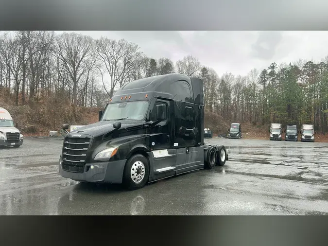 2022 Freightliner Cascadia 126